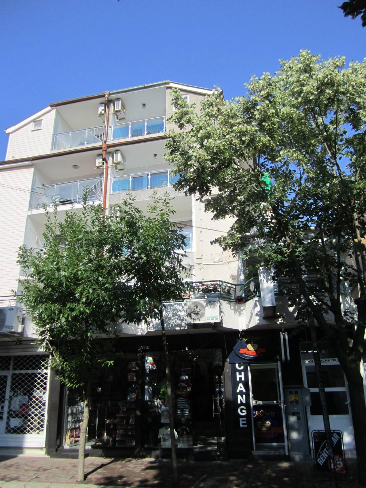 נסבר Central Guesthouse מראה חיצוני תמונה